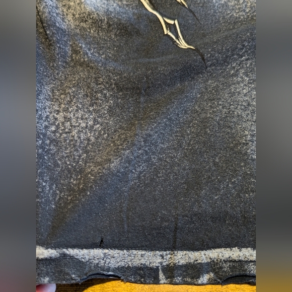 Affliction Live Fast Shirt Red Lettering Distressed Size 2XL - Picture 16 of 16